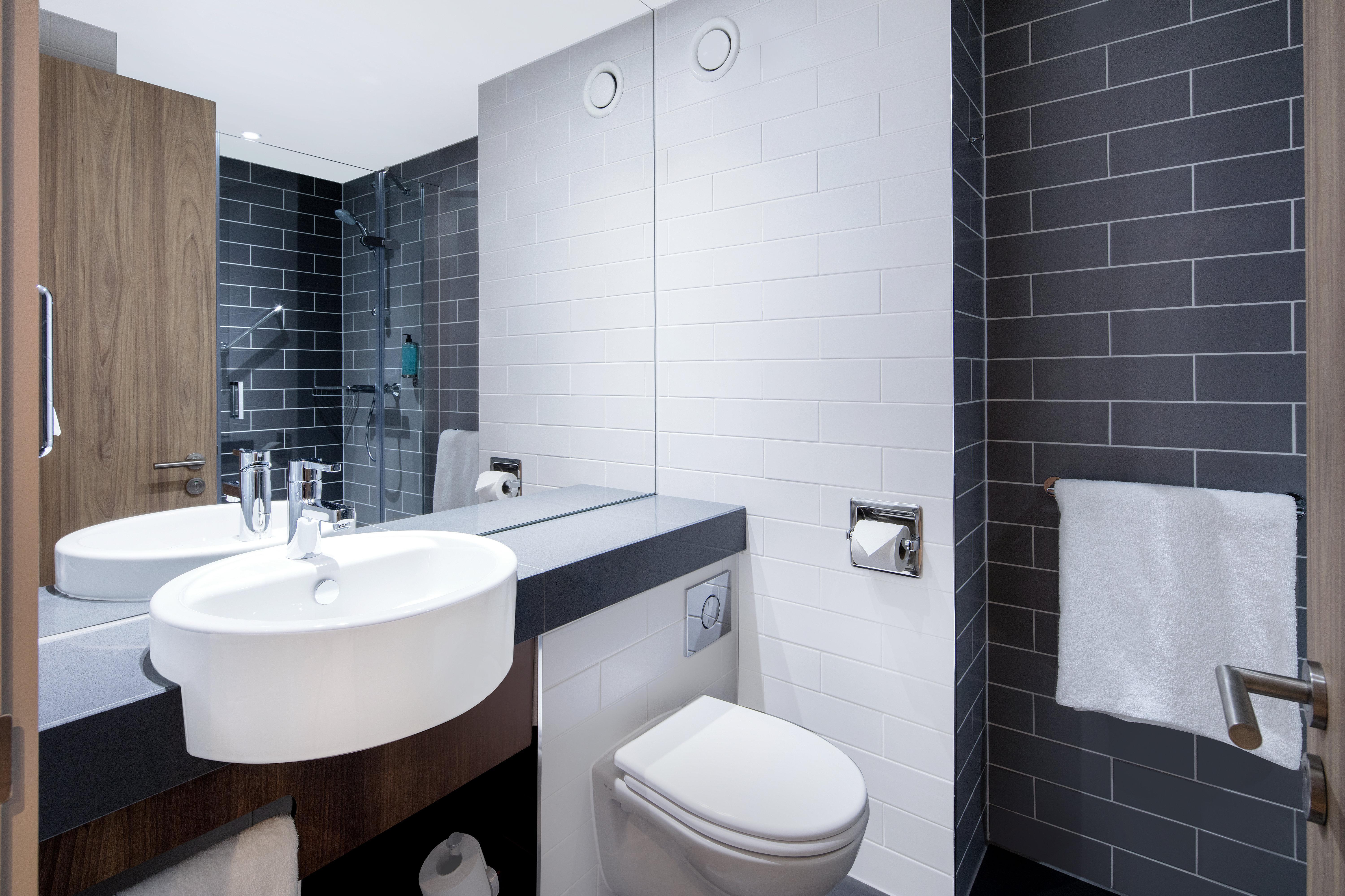 Holiday Inn Express - Birmingham - City Centre By Ihg Exterior photo